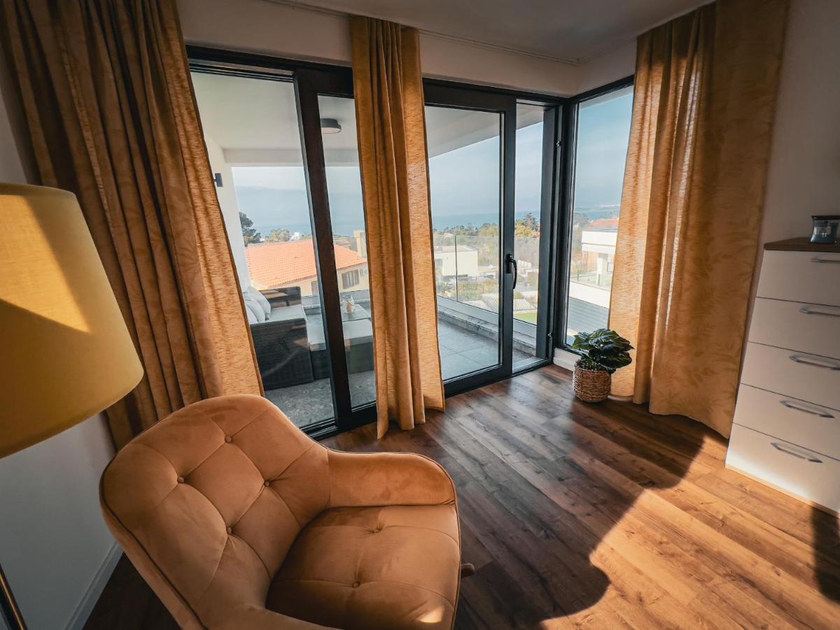 Villa Mirno More Apartments Malinska Kültér fotó